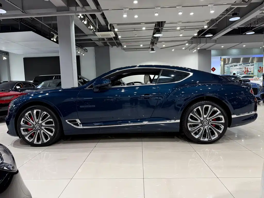 Bentley Continental 2023