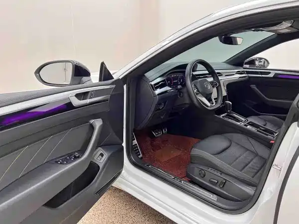 Volkswagen CC 2025