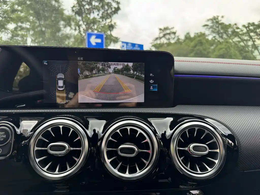 Mercedes-Benz CLA 2020 — фото 17