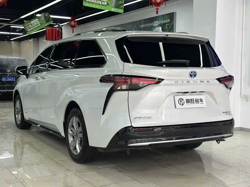Toyota Sienna 2022