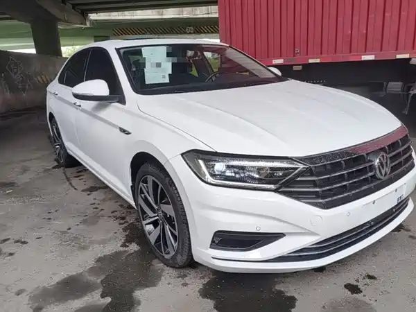 Volkswagen Sagitar 2022