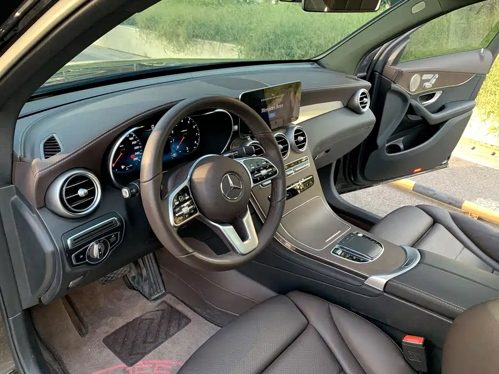 Mercedes-Benz GLC 2023 — фото 17