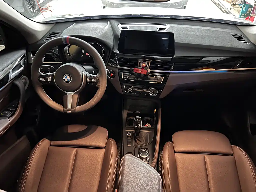 BMW X1 2021 — фото 8