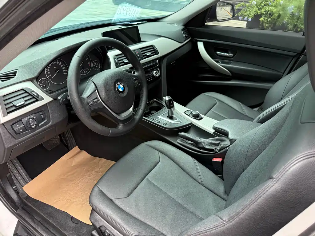 BMW 3 Series GT 2017 — фото 7