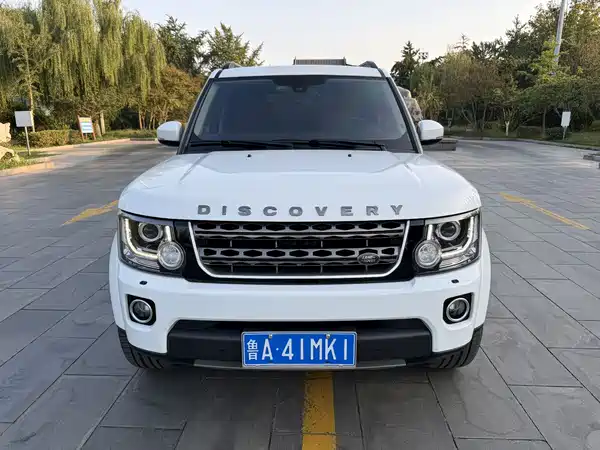 Land Rover Discovery 2015
