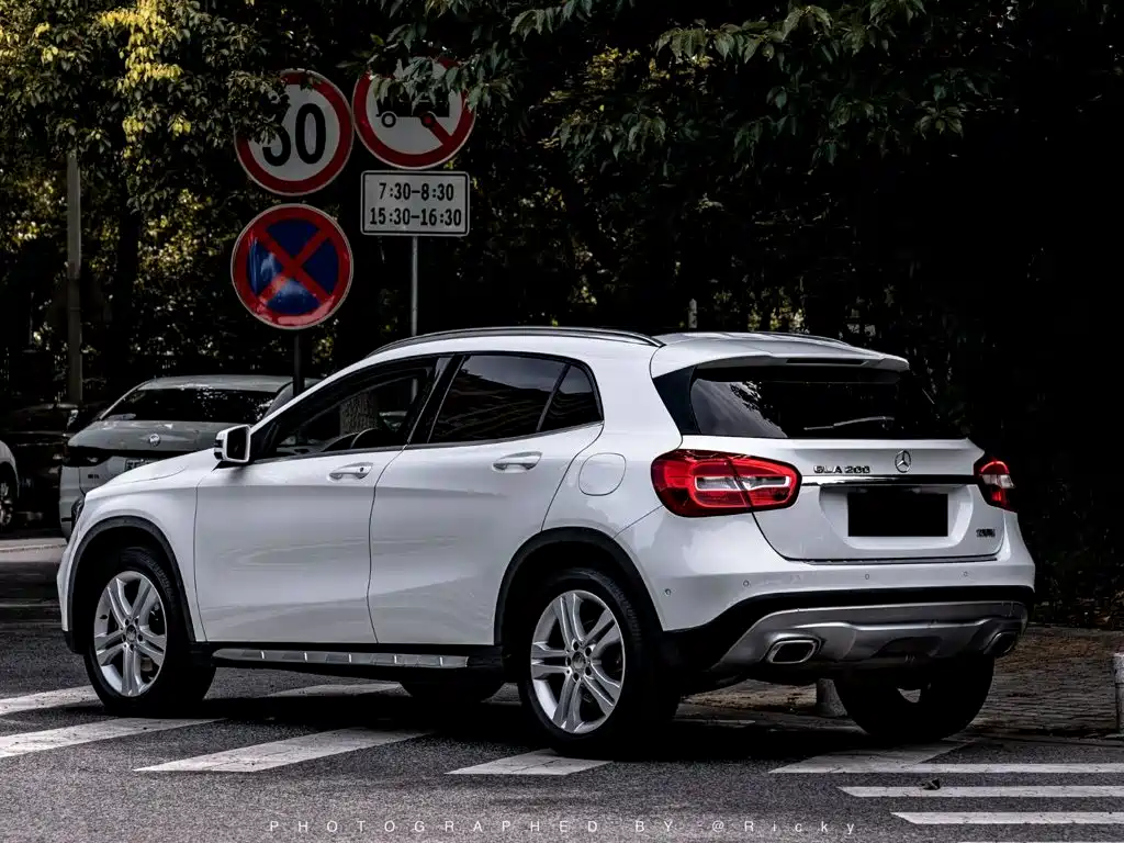 Mercedes-Benz GLA 2016 — фото 9