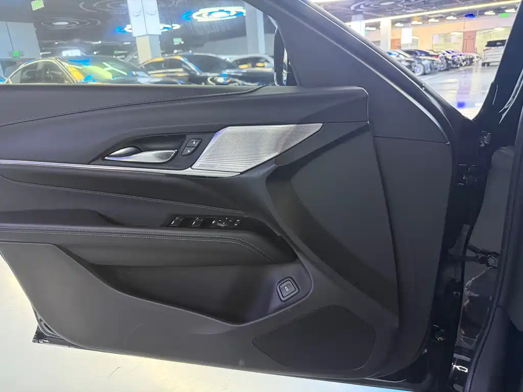Cadillac CT4 2022 — фото 14
