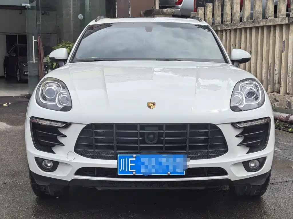 Porsche Macan 2015 — фото 11