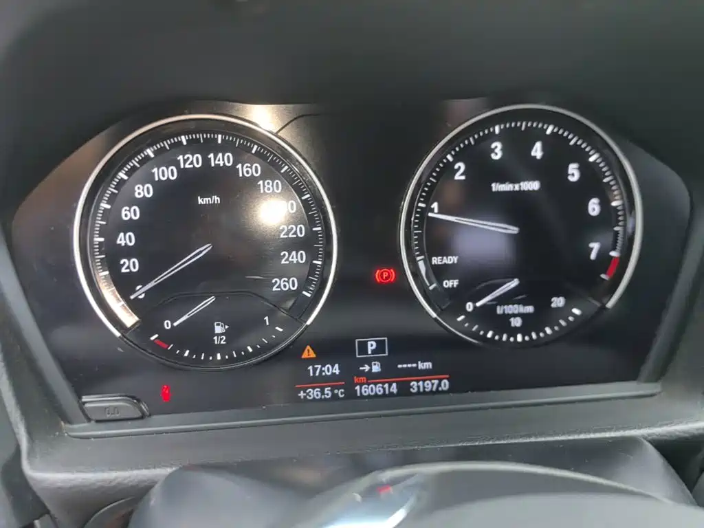 BMW 1 Series 2019 — фото 12