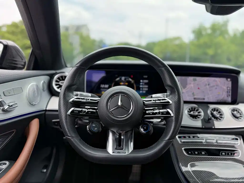 Mercedes-Benz E-Class AMG 2021 — фото 21