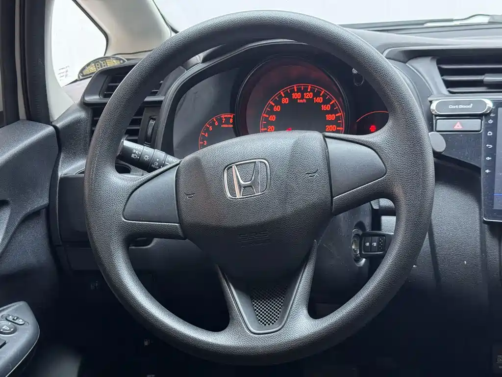 Honda Fit 2018 — фото 14