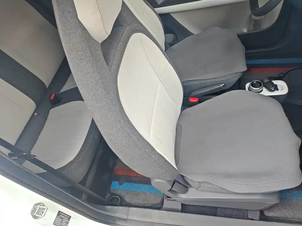 Geely Galaxy Panda 2025 — фото 25