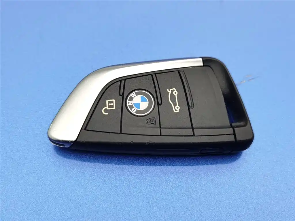 BMW 1 Series 2020 — фото 19