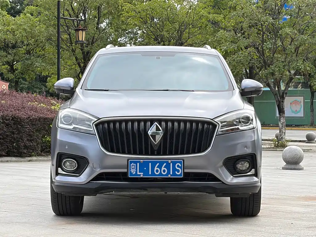 Borgward BX7 2019 — фото 2