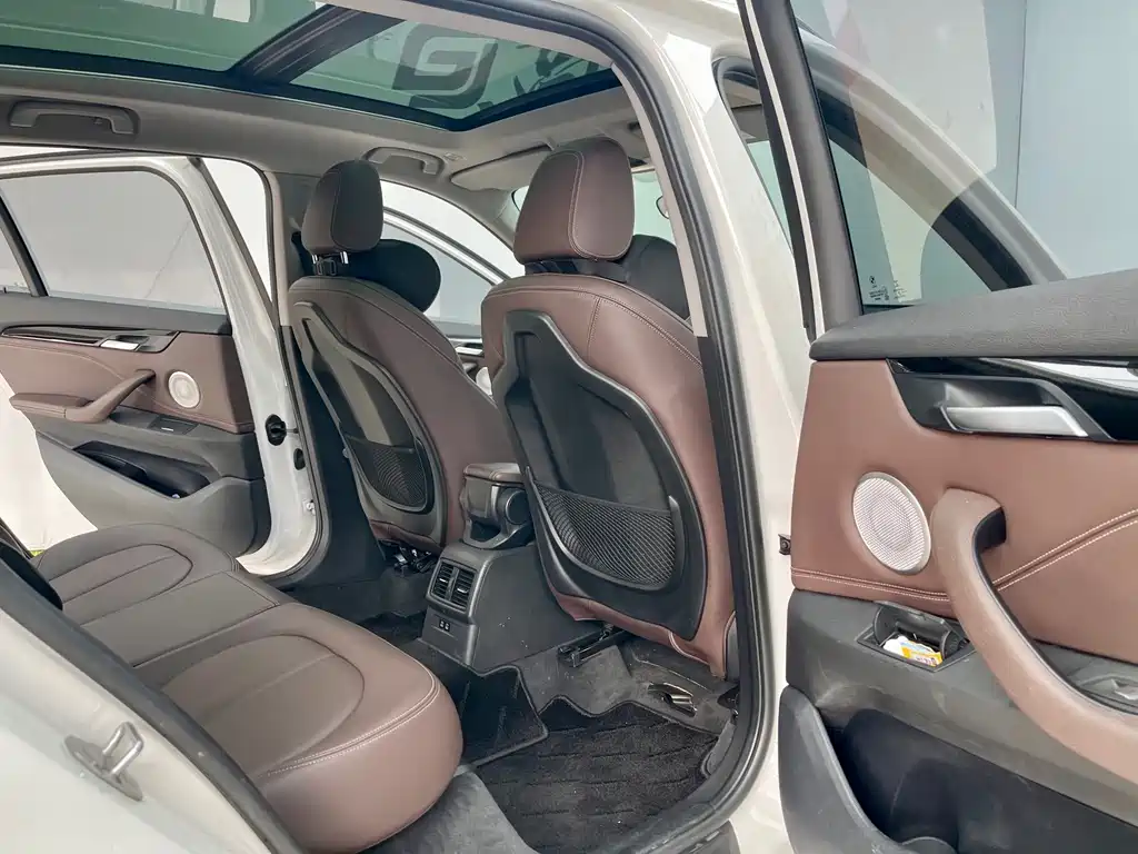 BMW X1 2021 — фото 13