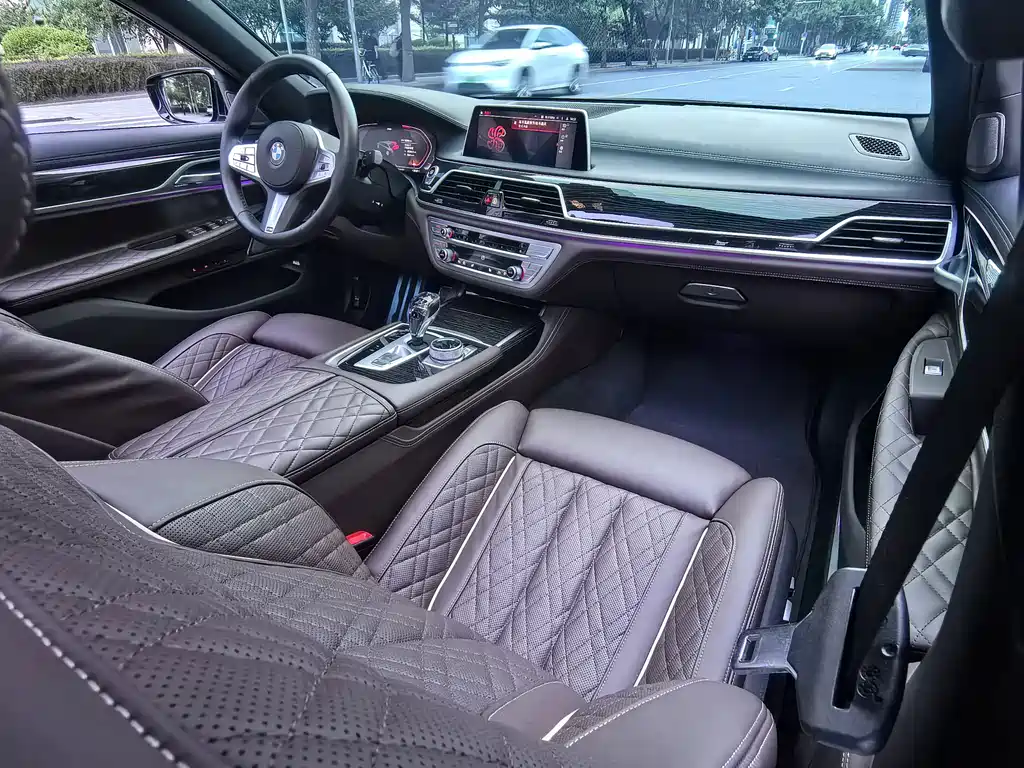 BMW 7 Series 2022 — фото 14