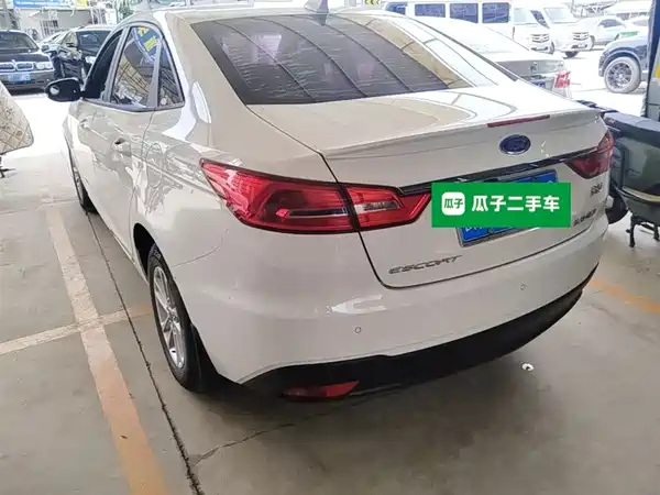 Ford Escort 2019