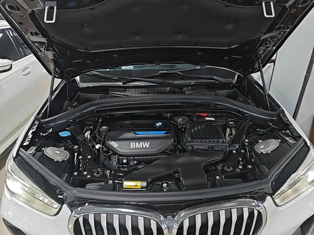 BMW X1 New Energy 2020 — фото 20
