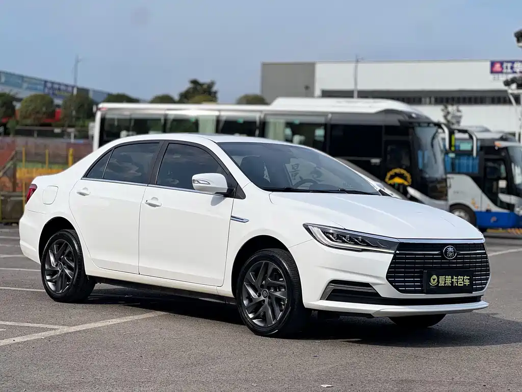 BYD Qin NEV 2020 — фото 3