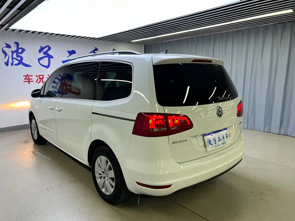 Volkswagen Sharan 2015 — фото 18