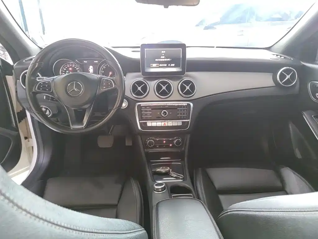 Mercedes-Benz CLA 2018 — фото 10