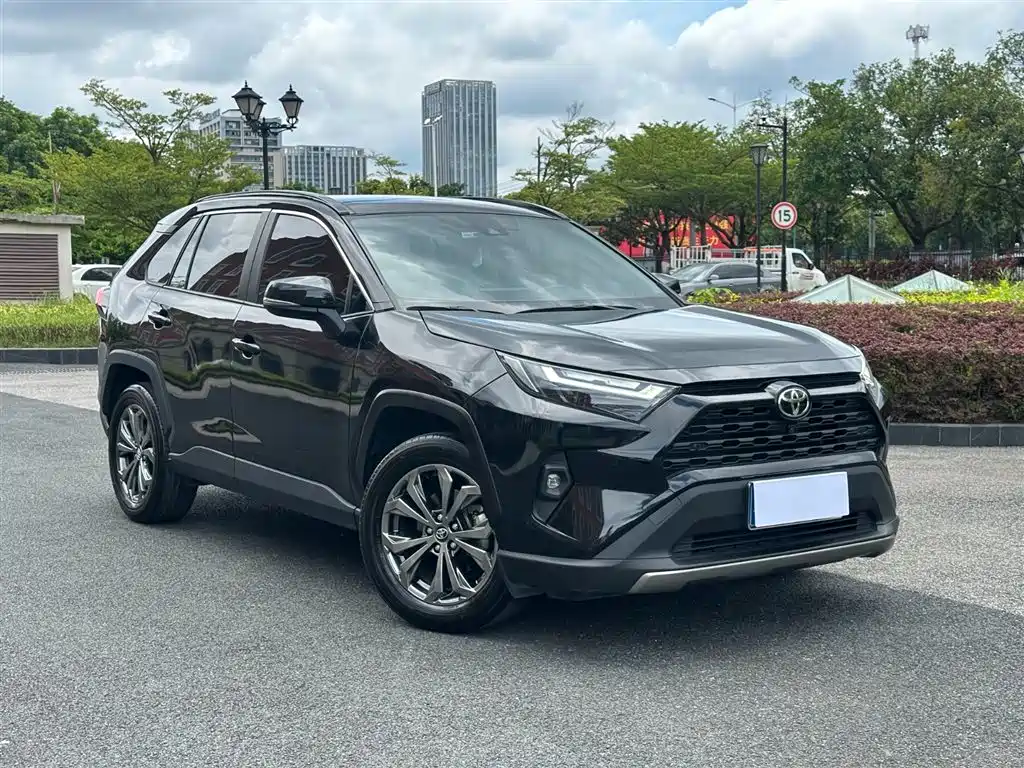 Toyota RAV4 2024