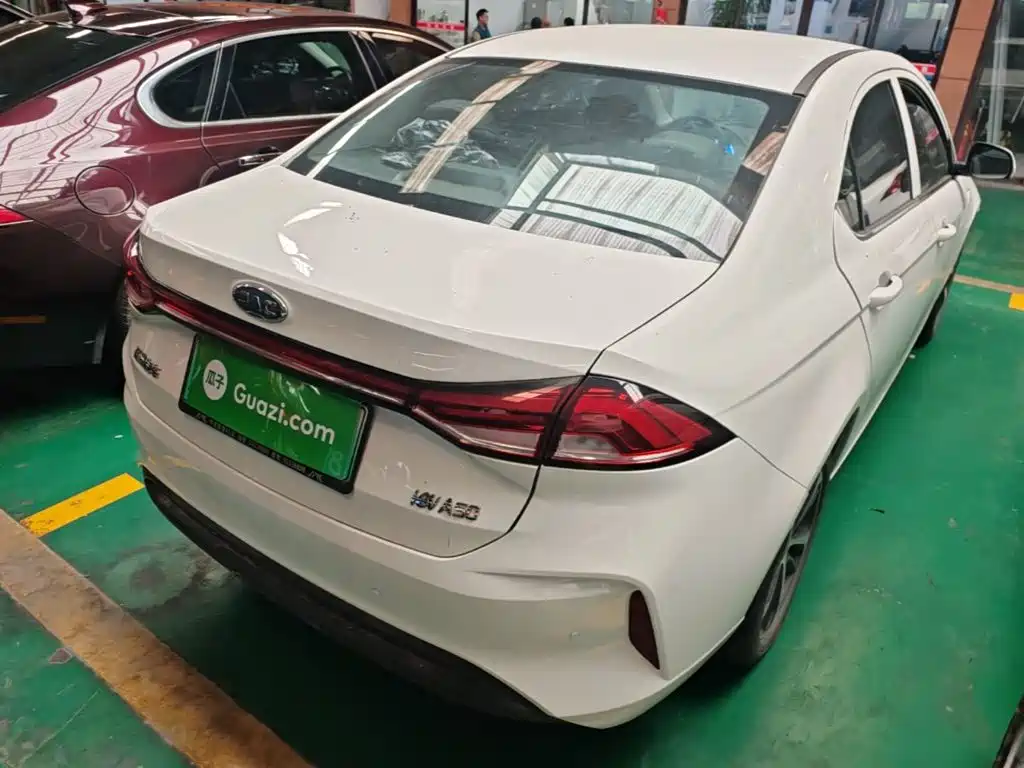 JAC iEVA50 2024