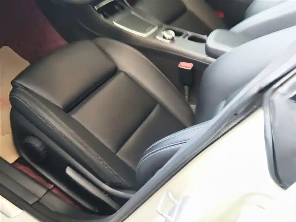 Mercedes-Benz CLA 2017 — фото 15