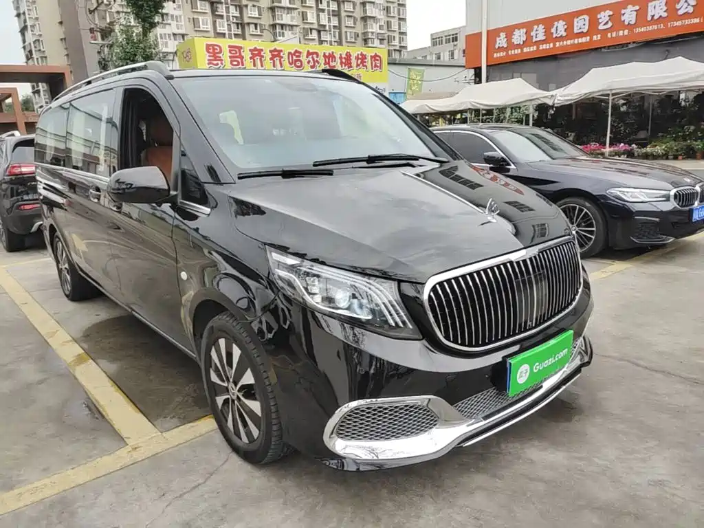 Mercedes-Benz Vito 2023 — фото 4