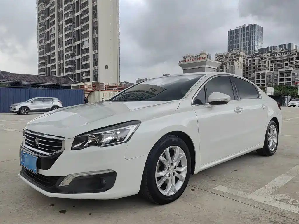 Peugeot 508 2015 — фото 1