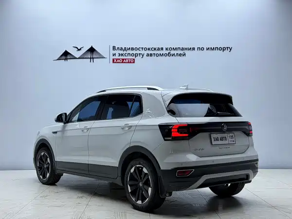 Volkswagen Tacqua 2022