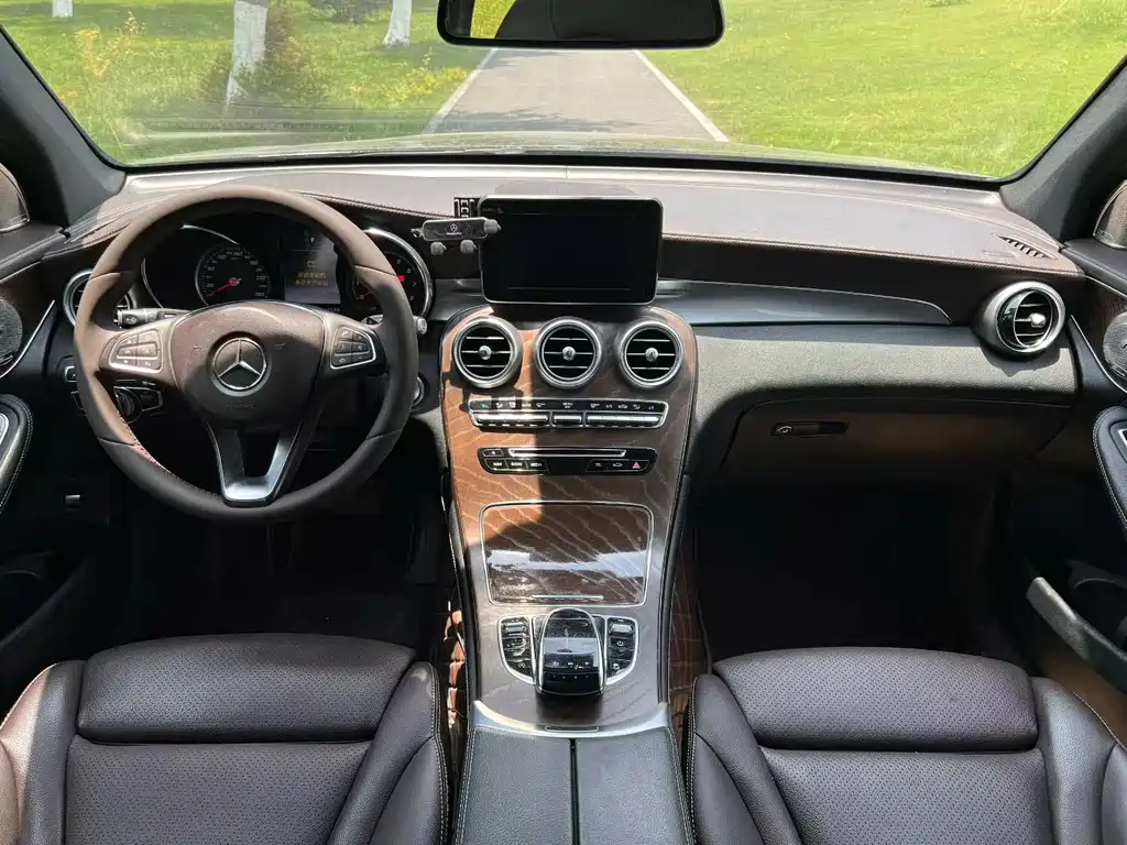 Mercedes-Benz GLC 2018