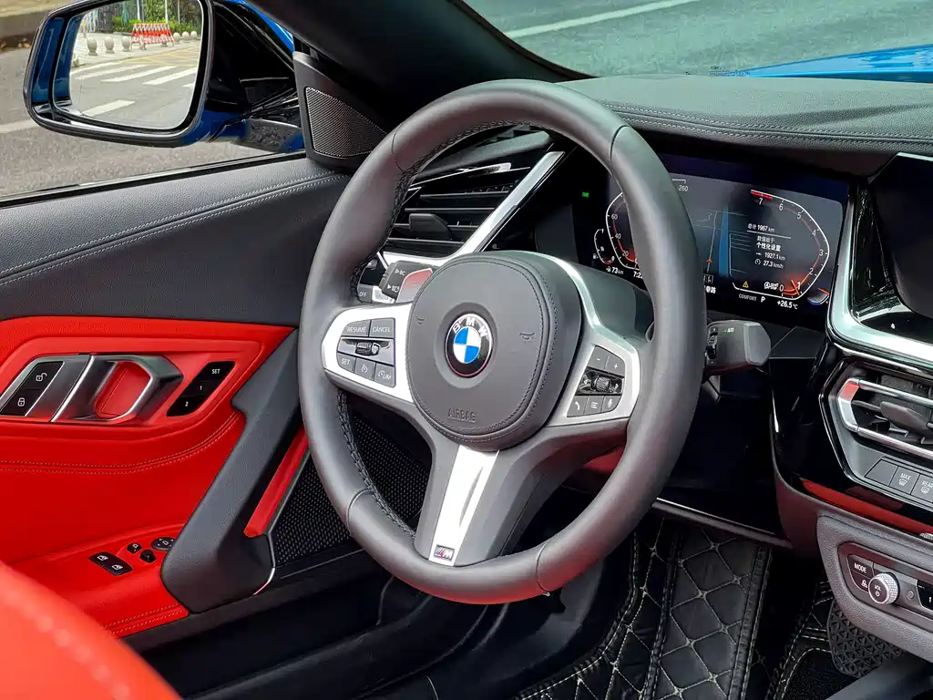 BMW Z4 2023 — фото 9