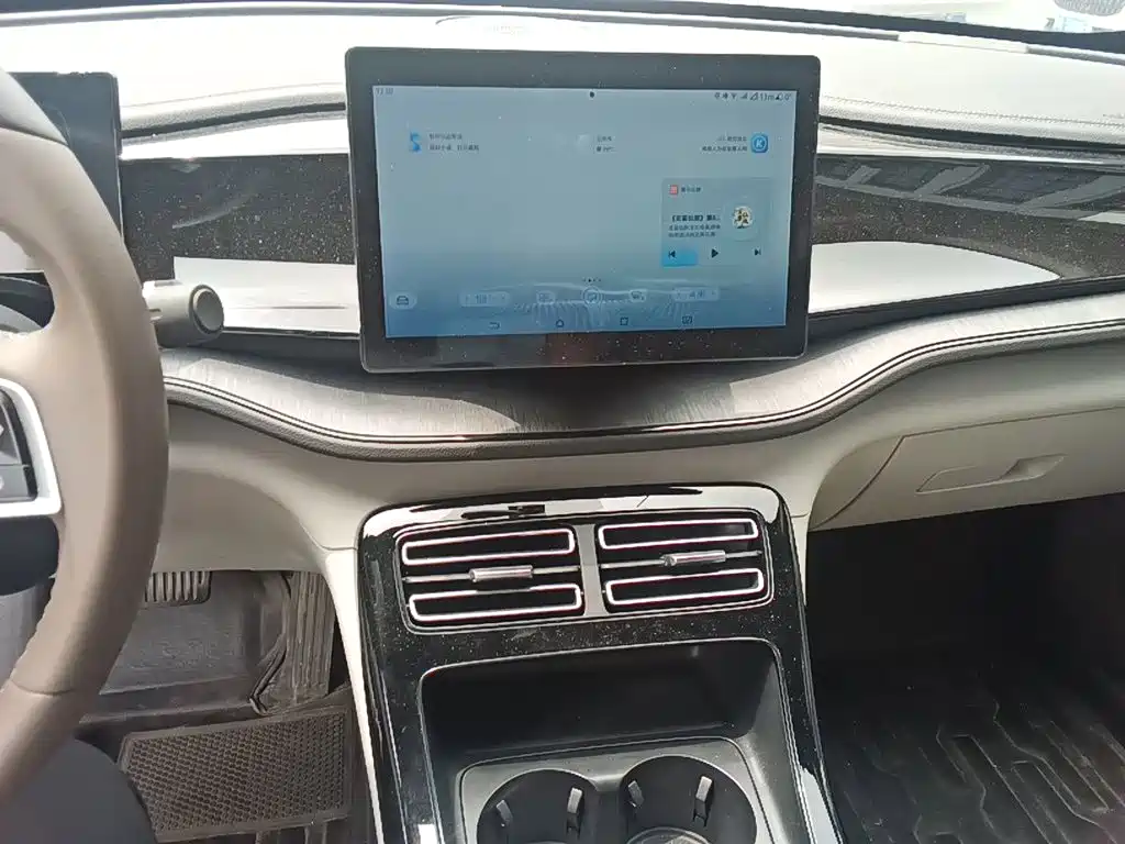 BYD Qin PLUS 2023 — фото 14