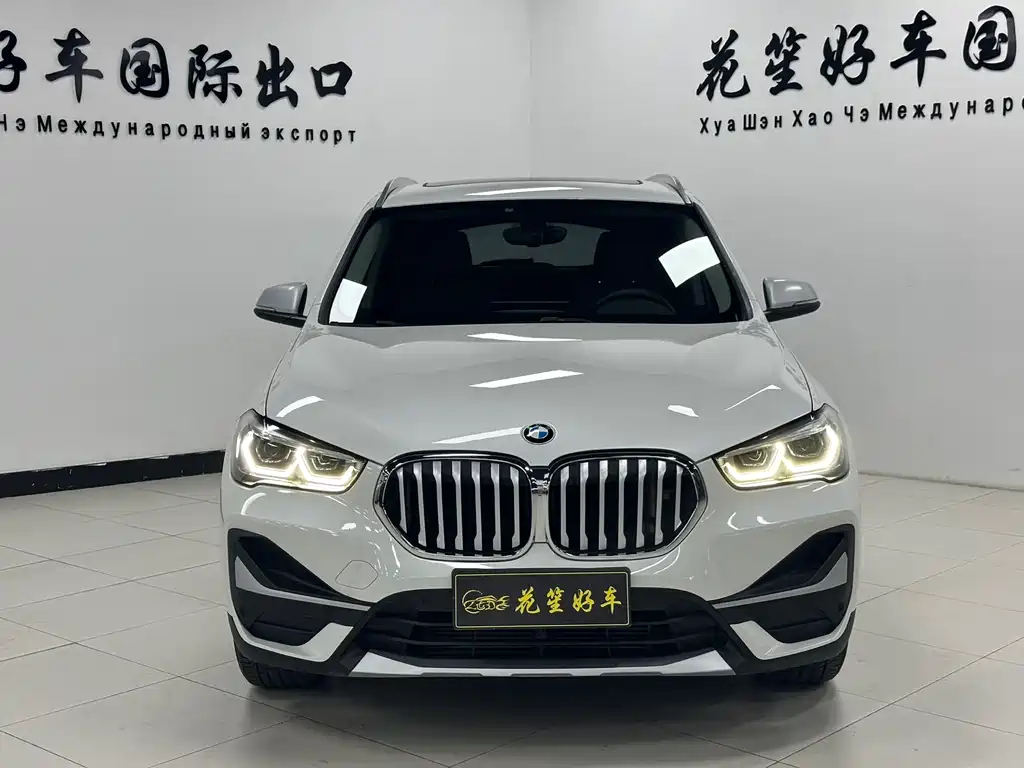 BMW X1 2022 — фото 2