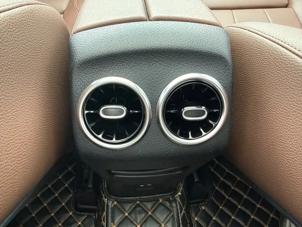 Mercedes-Benz GLB 2020 — фото 18