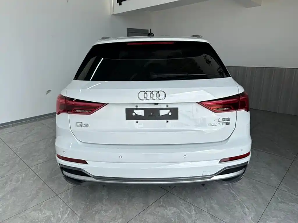 Audi Q3 2023