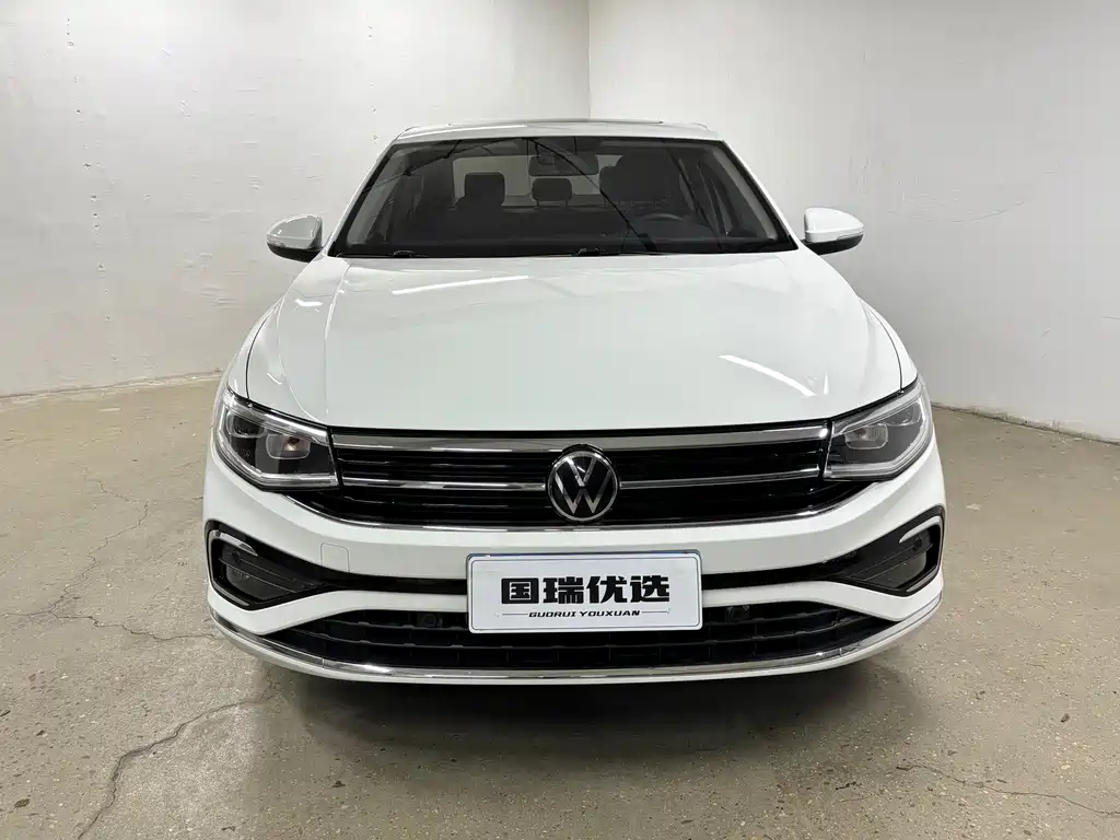 Volkswagen Bora 2023