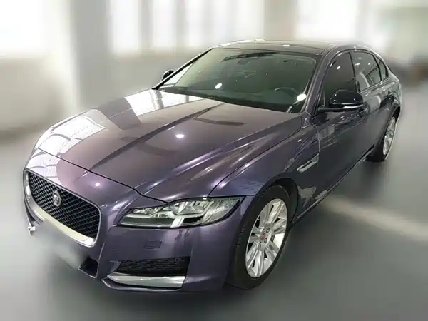 Jaguar XFL 2018