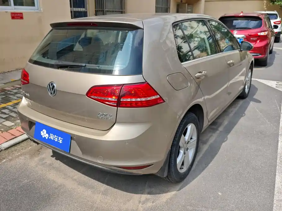 Volkswagen Golf 2016