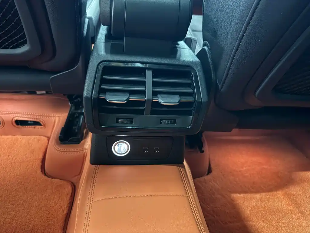 Audi Q3 2023 — фото 16