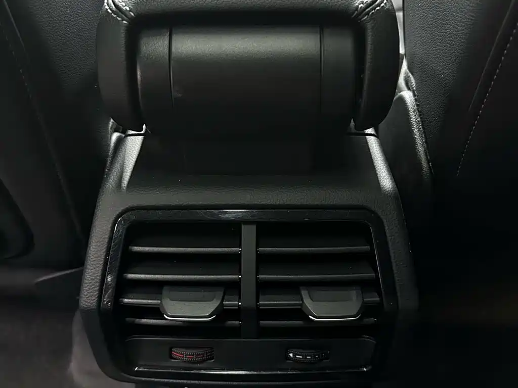 Audi Q3 2022 — фото 16