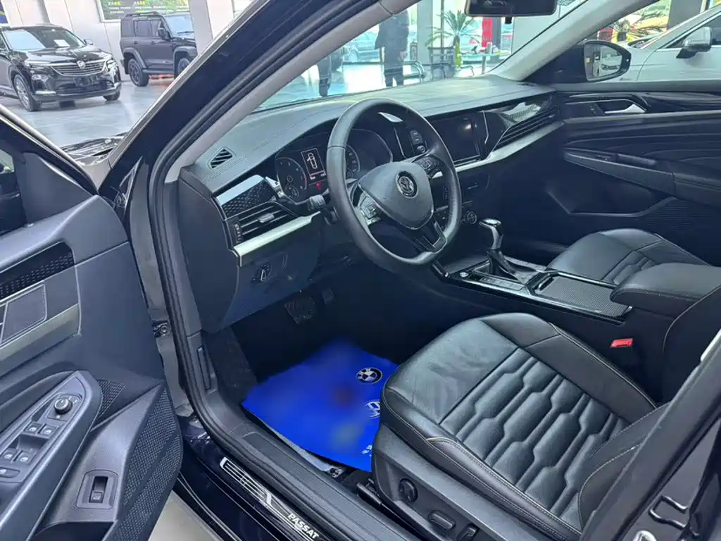 Volkswagen Passat 2019 — фото 10