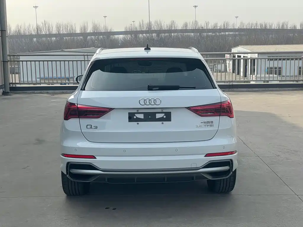 Audi Q3 2022