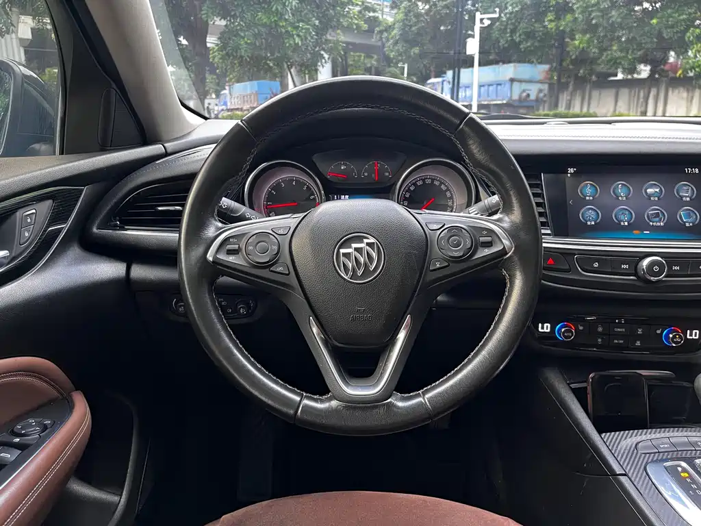 Buick Regal 2020 — фото 11
