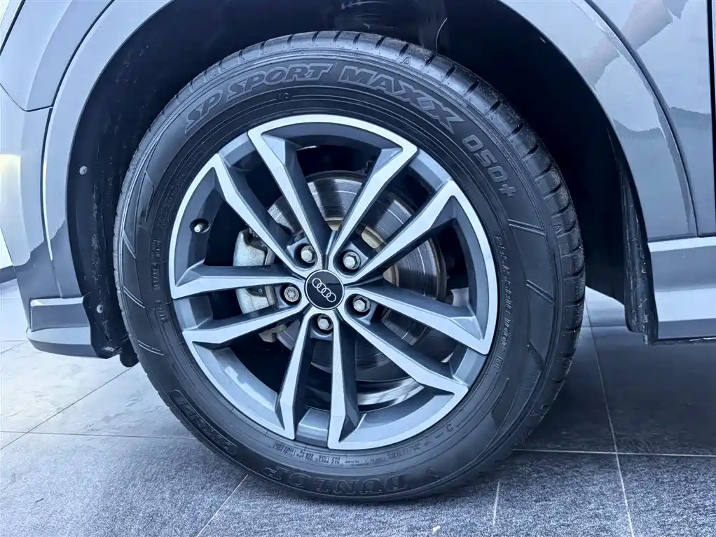 Audi Q3 2023 — фото 19