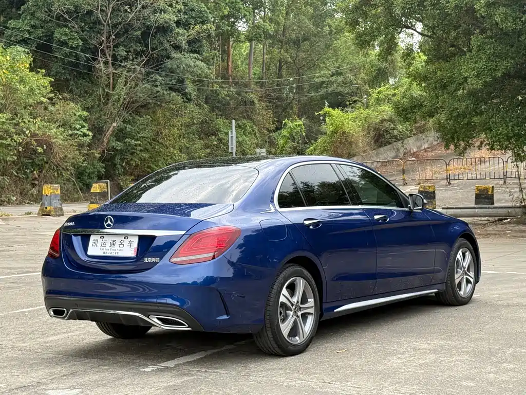 Mercedes-Benz C-Class 2020 — фото 12