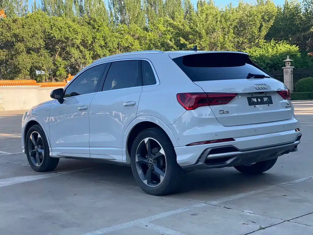 Audi Q3 2022