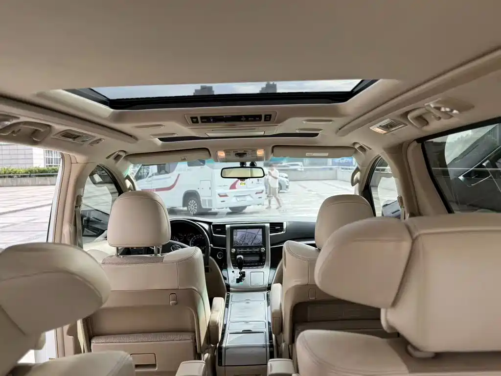 Toyota Alphard 2014 — фото 14