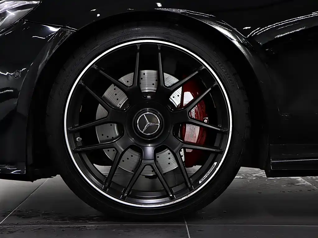 Mercedes-Benz E-Class AMG 2020 — фото 8